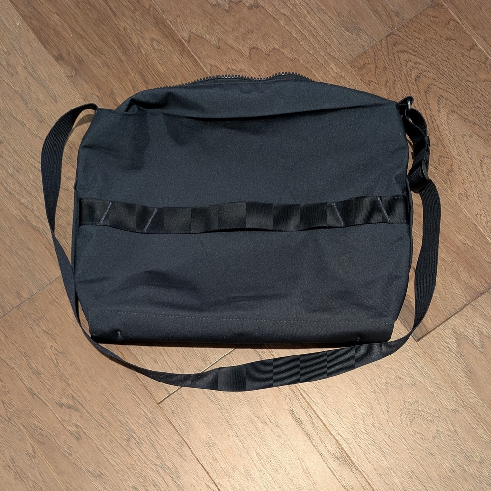 Away Black Men's Messenger Bag